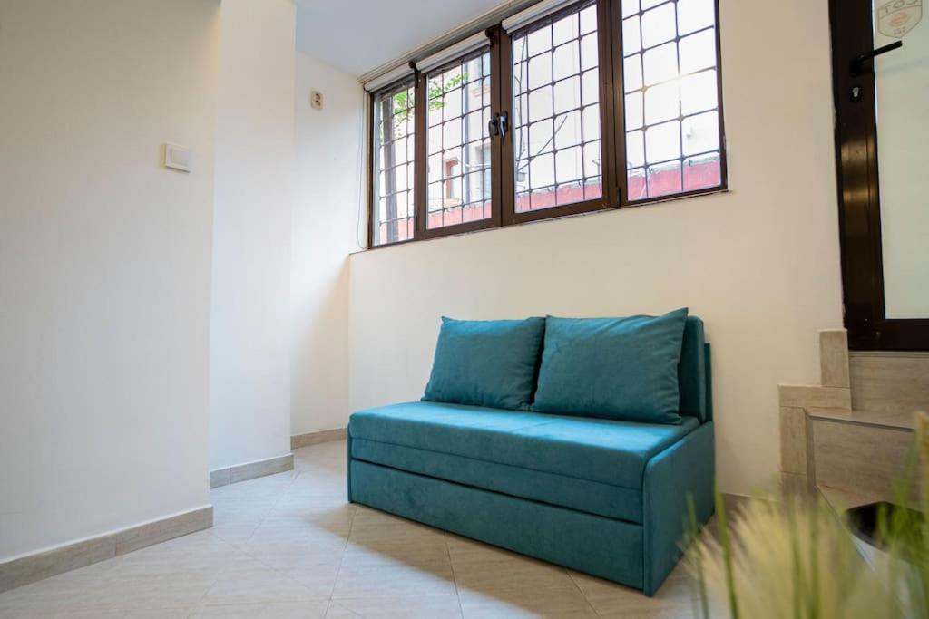 Studio With Courtyard Just Steps Away Vitosha Str Sofia Buitenkant foto